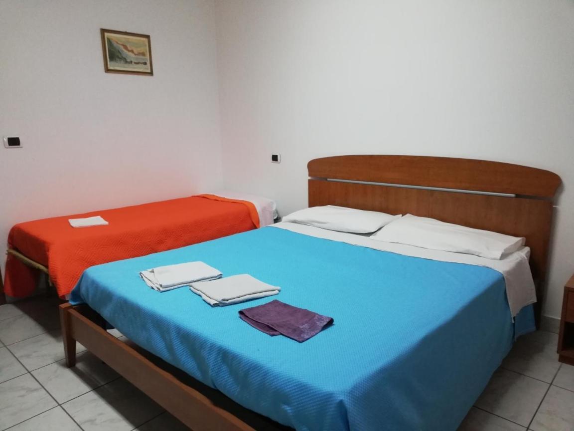 Affittacamere Gelindo Silvi Marina Exterior foto